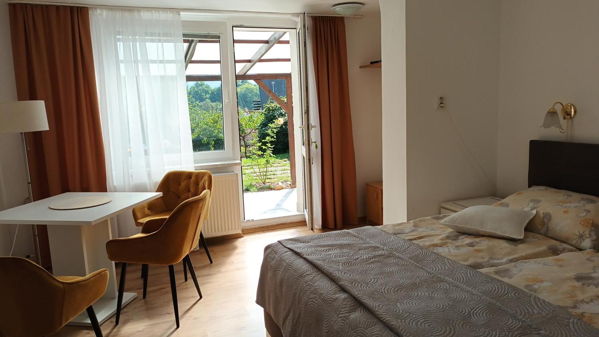 Apartman Alena Karlovy Vary Eksteriør bilde